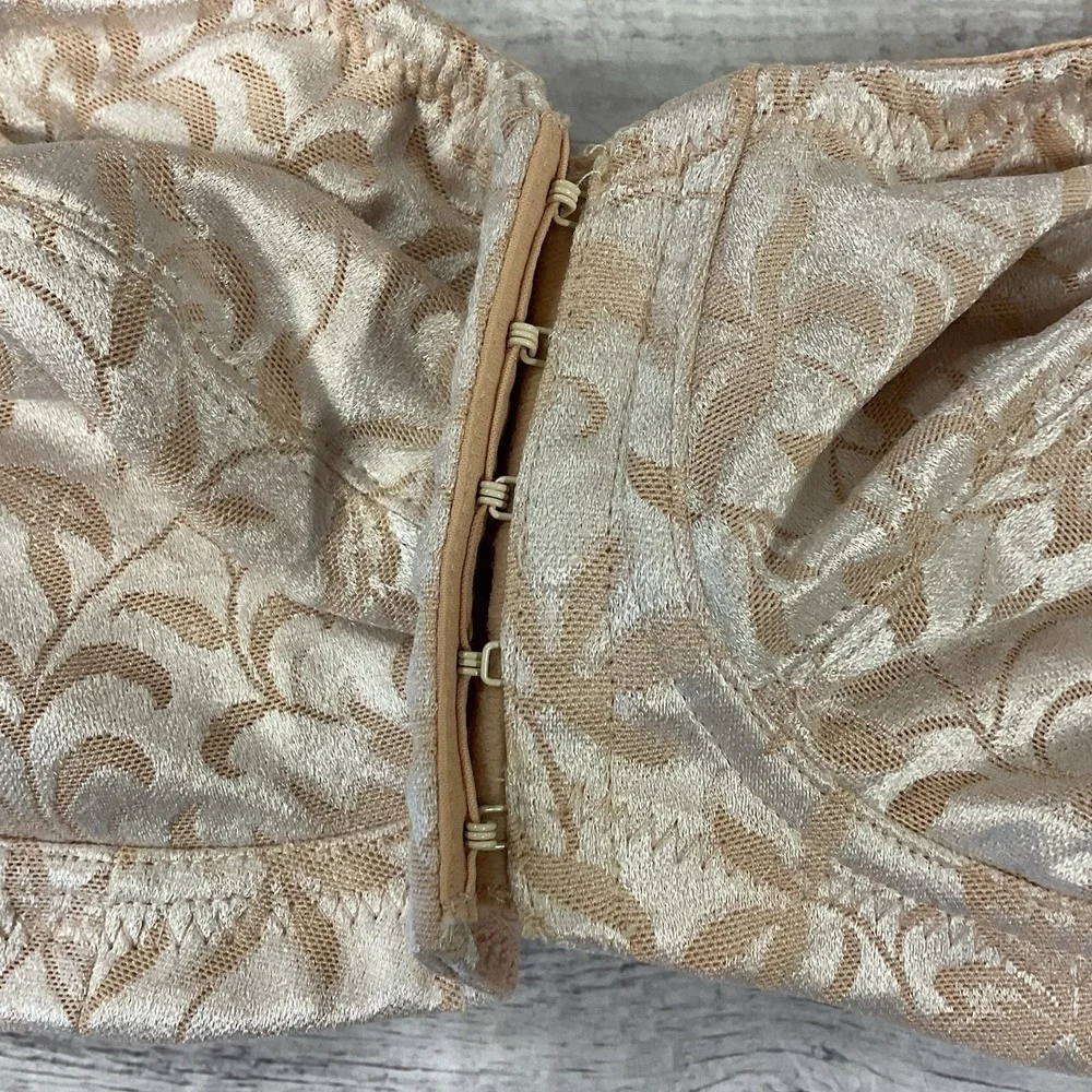 Amoena Mastectomy Bra Womens 34D Nude Front‎ Back Closure #2145 Wireless NEW